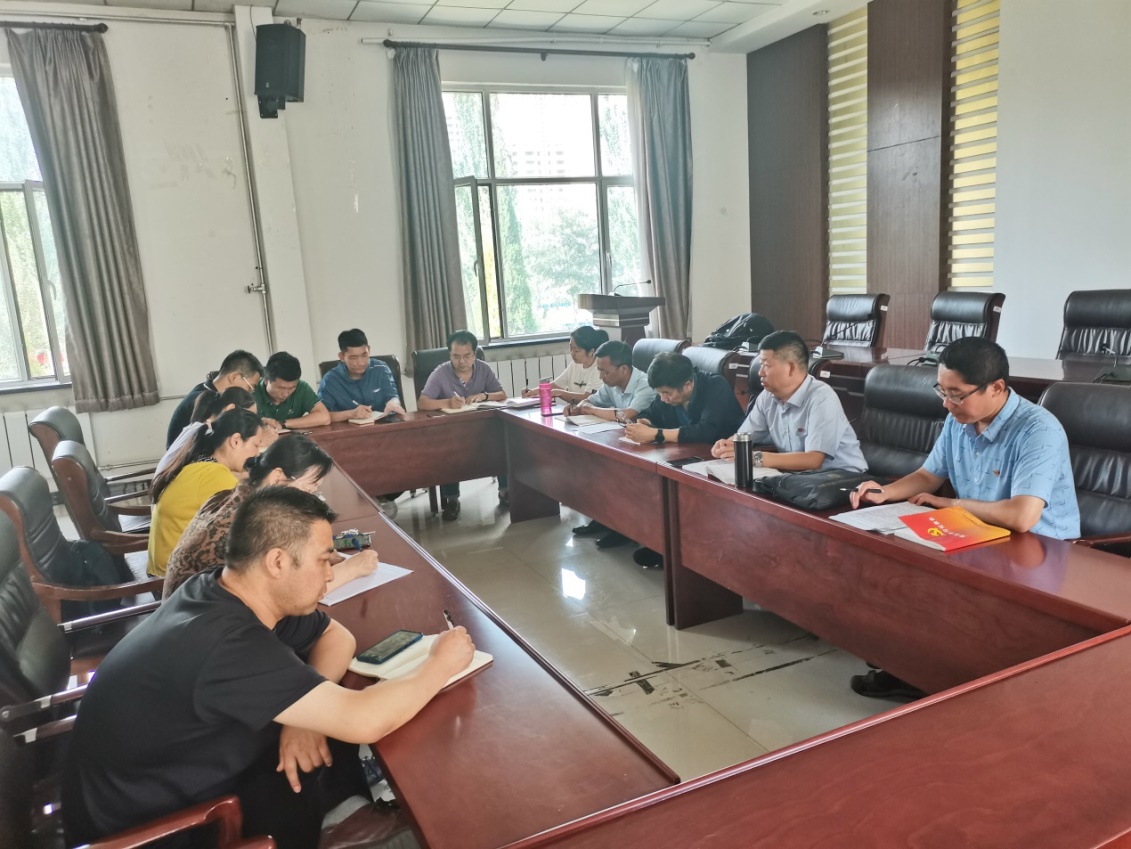 说明: 说明: F:\分类管理\员工党支部\21.3党务\党史教育文件\活动\7.2中心组集中学习\4.jpg